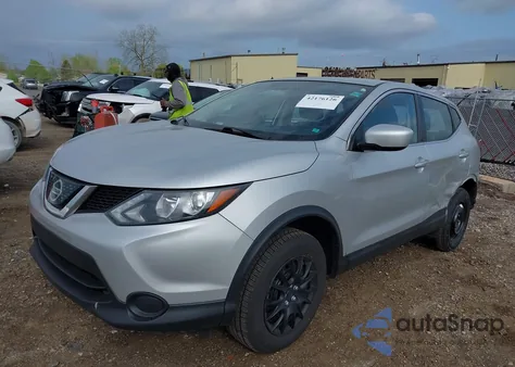 2018 Nissan Rogue Sport S из США, поврежденный, VIN JN1BJ1CP9JW155295